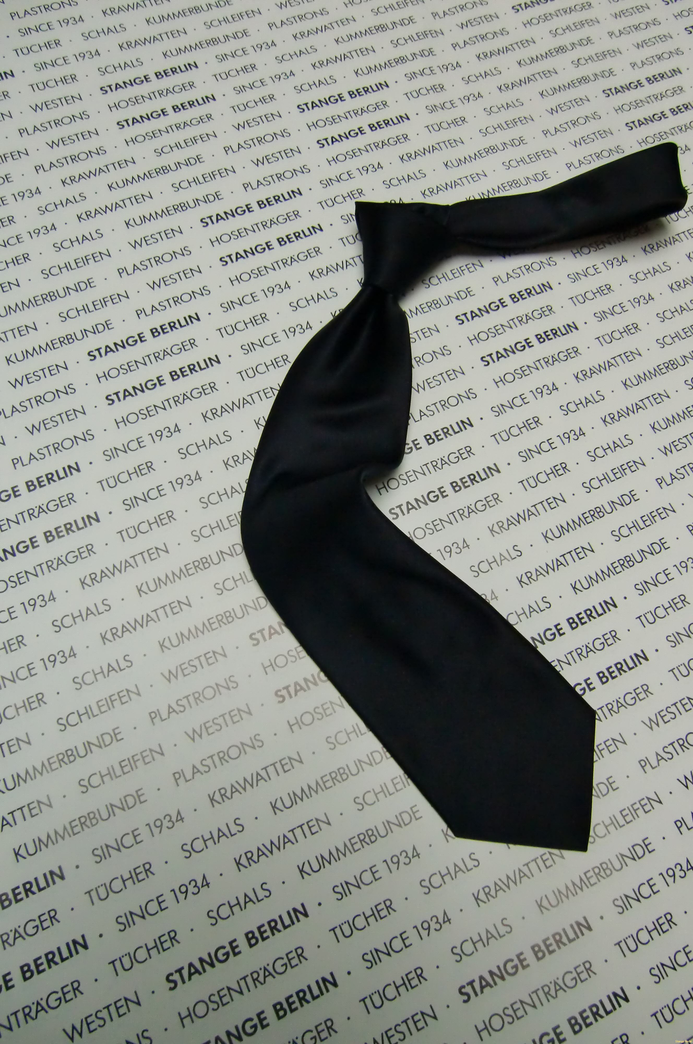 9000480 Krawatte 8,5 cm schwarz